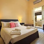 Stylish 3 Bedroom Apartment Firenze
